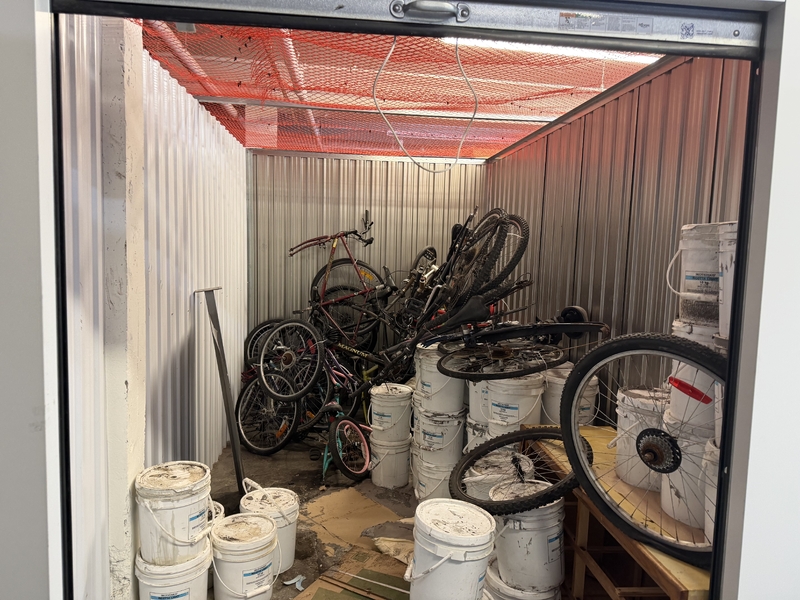 Montreal Mini-Storage - Hochelaga  auction IB-1050
