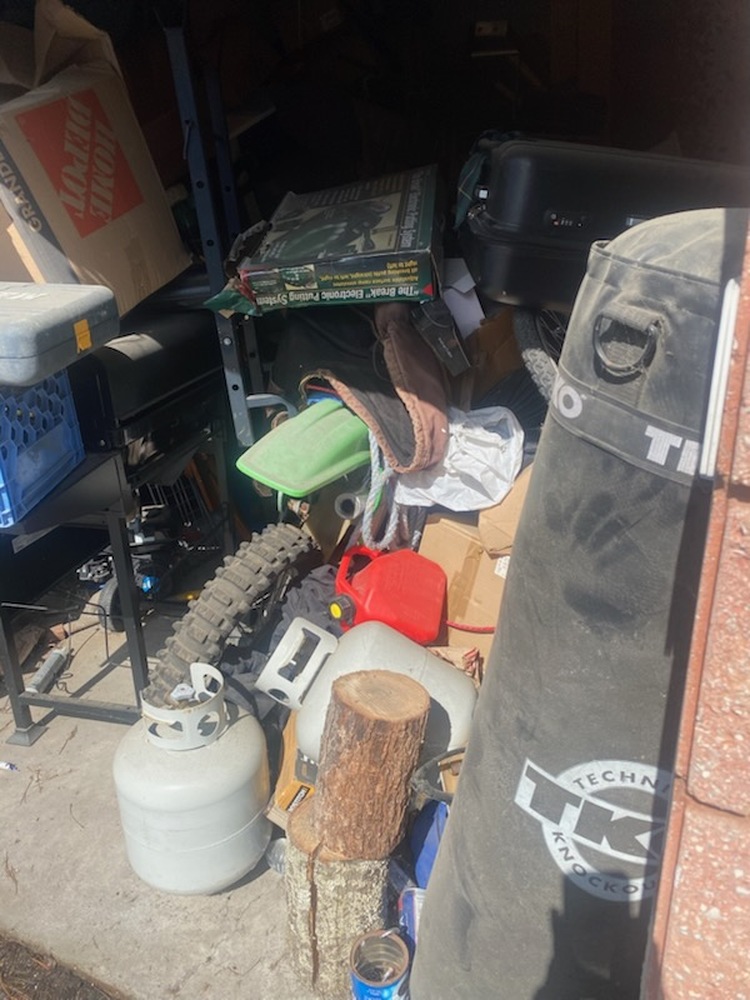 3033 -StorageMart  Pickering   auction IB-8187 40