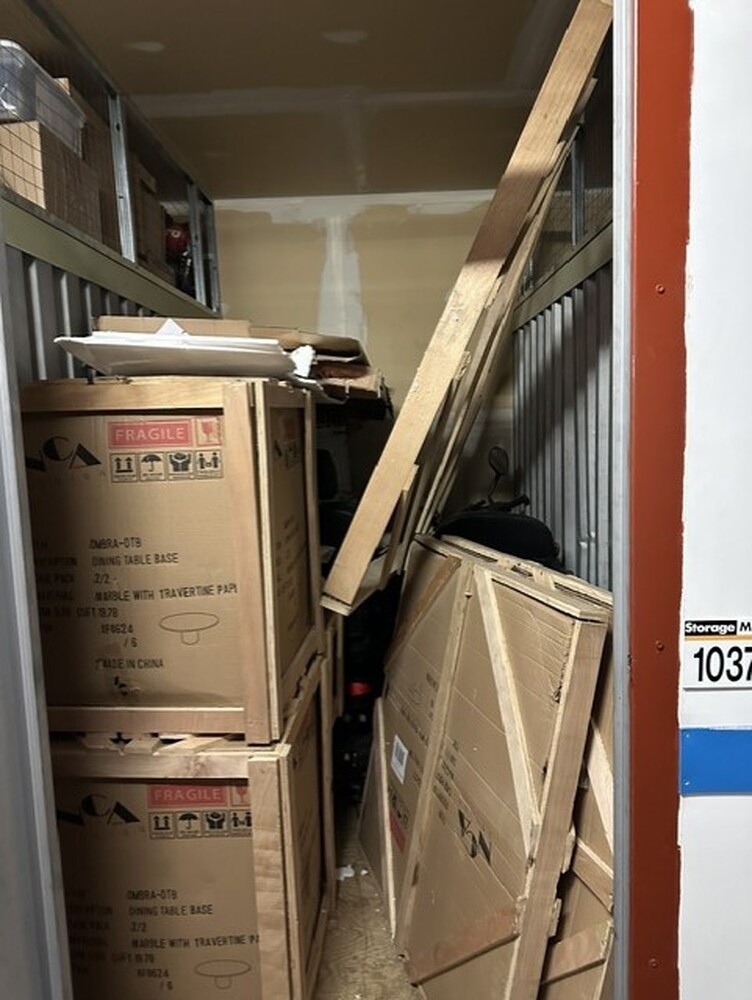 3102 - StorageMart St-Leonard  auction IB-9854