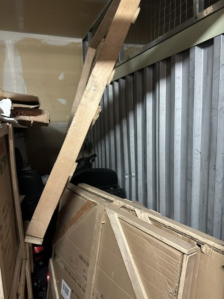 3102 - StorageMart St-Leonard  auction IB-9854 40