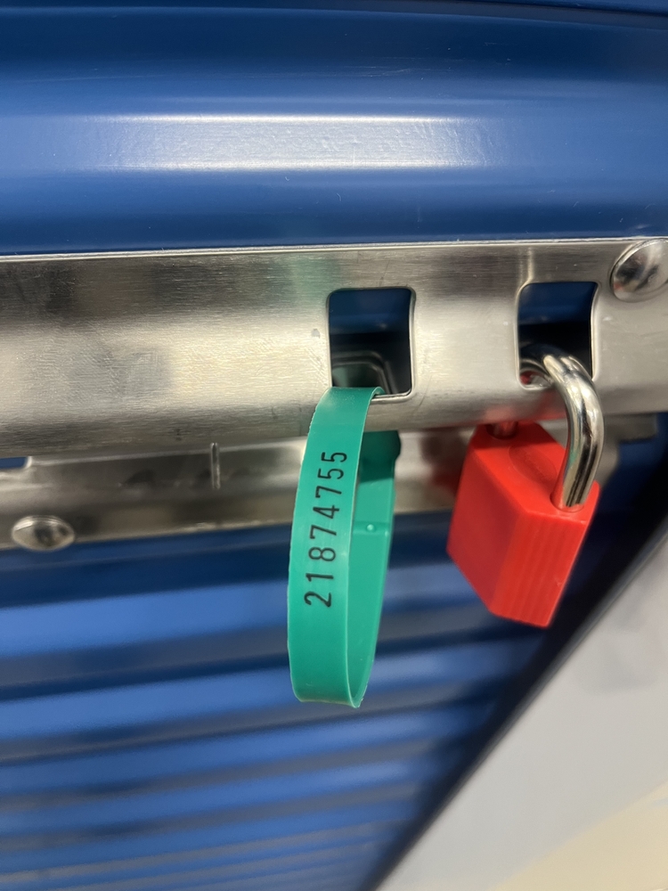 Montreal Mini-Storage - Sauve  auction IB-7644 10