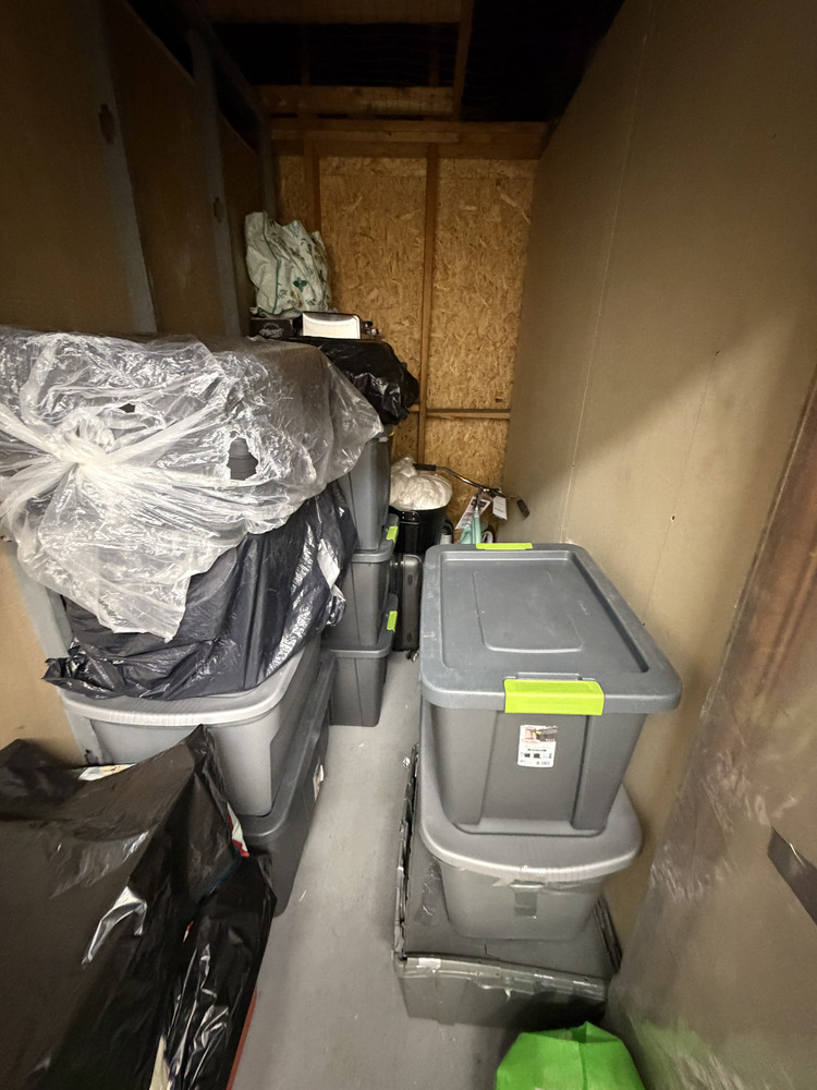 Public Storage P0019 -Nashua Dr  auction IB-9569 60