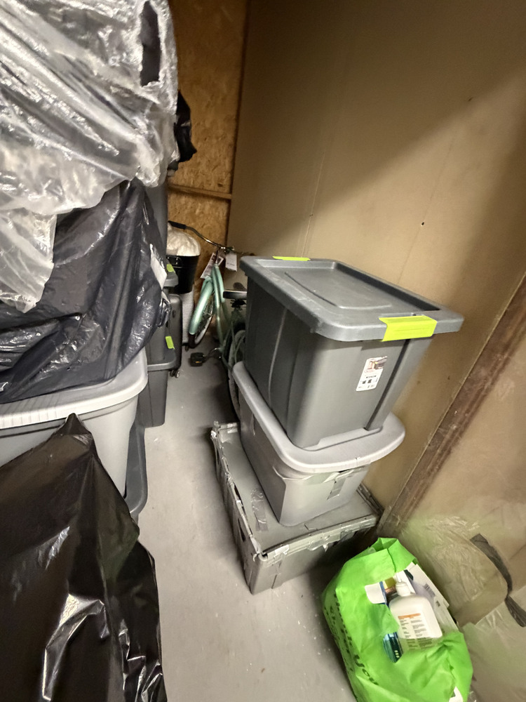 Public Storage P0019 -Nashua Dr  auction IB-9569 100