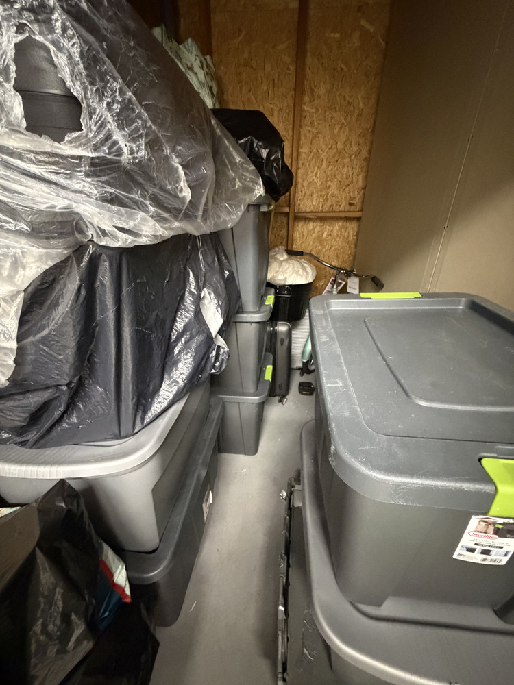 Public Storage P0019 -Nashua Dr  auction IB-9569 130