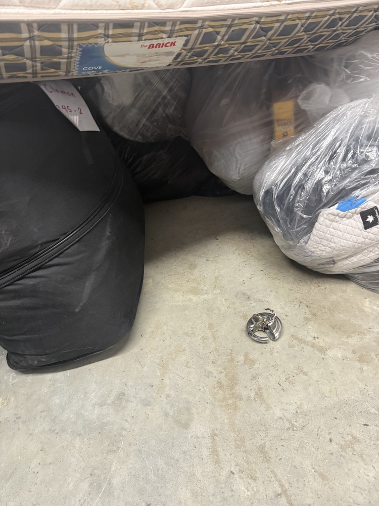 3019 - StorageMart 345 Danforth Road  auction IB-5604 20