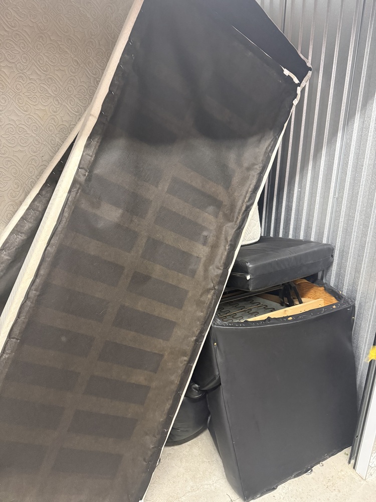 3019 - StorageMart 345 Danforth Road  auction IB-7613 10
