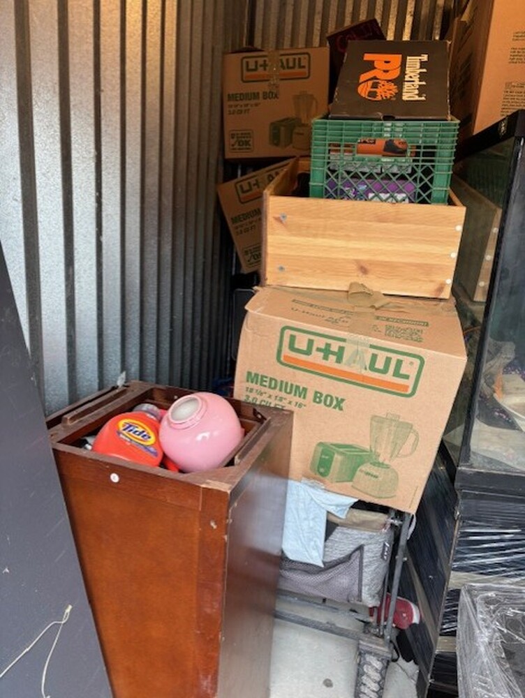 3023 - StorageMart Crouse Rd Scarborough  auction IB-1637