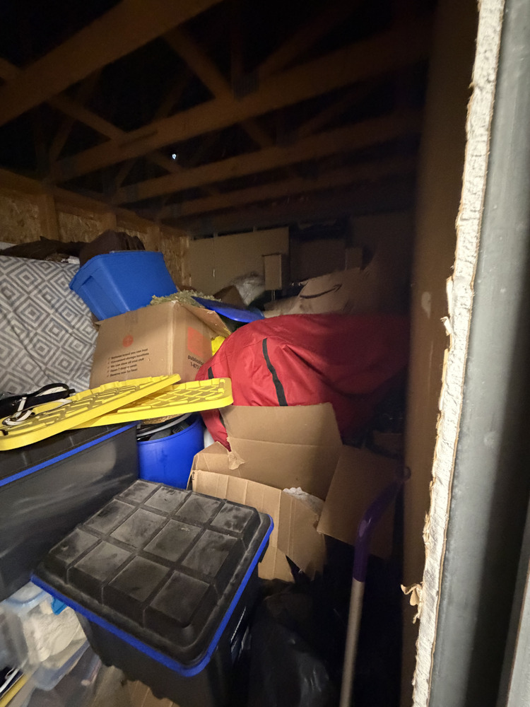Public Storage P0019 -Nashua Dr  auction IB-7536 80