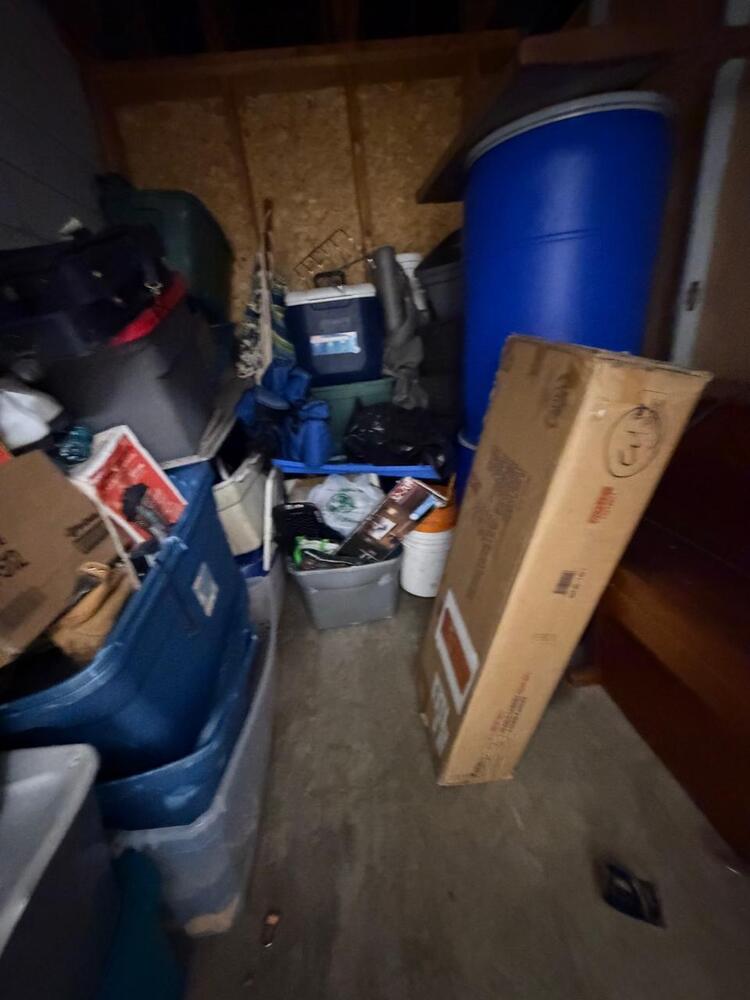 Public Storage P0019 -Nashua Dr  auction IB-1438 90