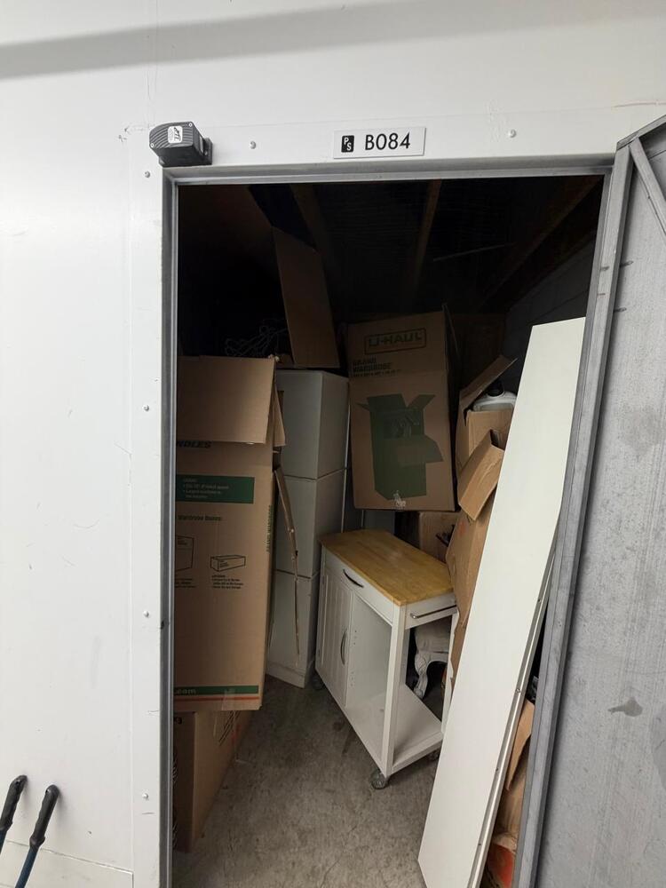 Public Storage P0019 -Nashua Dr  auction IB-3958