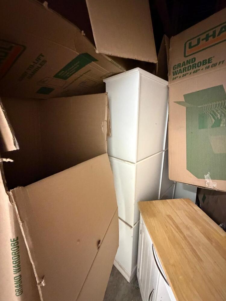 Public Storage P0019 -Nashua Dr  auction IB-3958 10