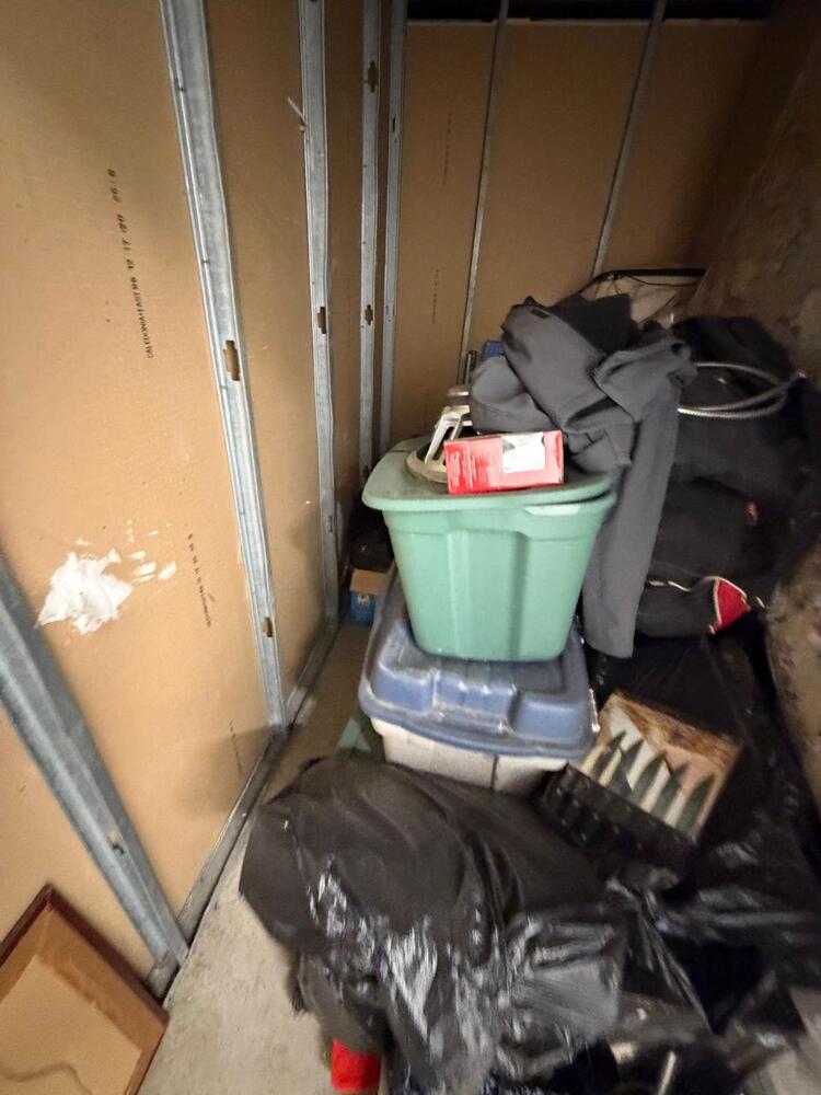 Public Storage P0019 -Nashua Dr  auction IB-7254 70