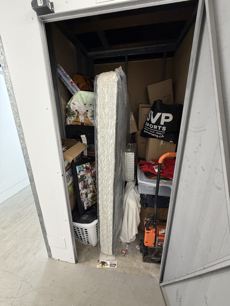Public Storage P0019 -Nashua Dr  auction IB-5743 70