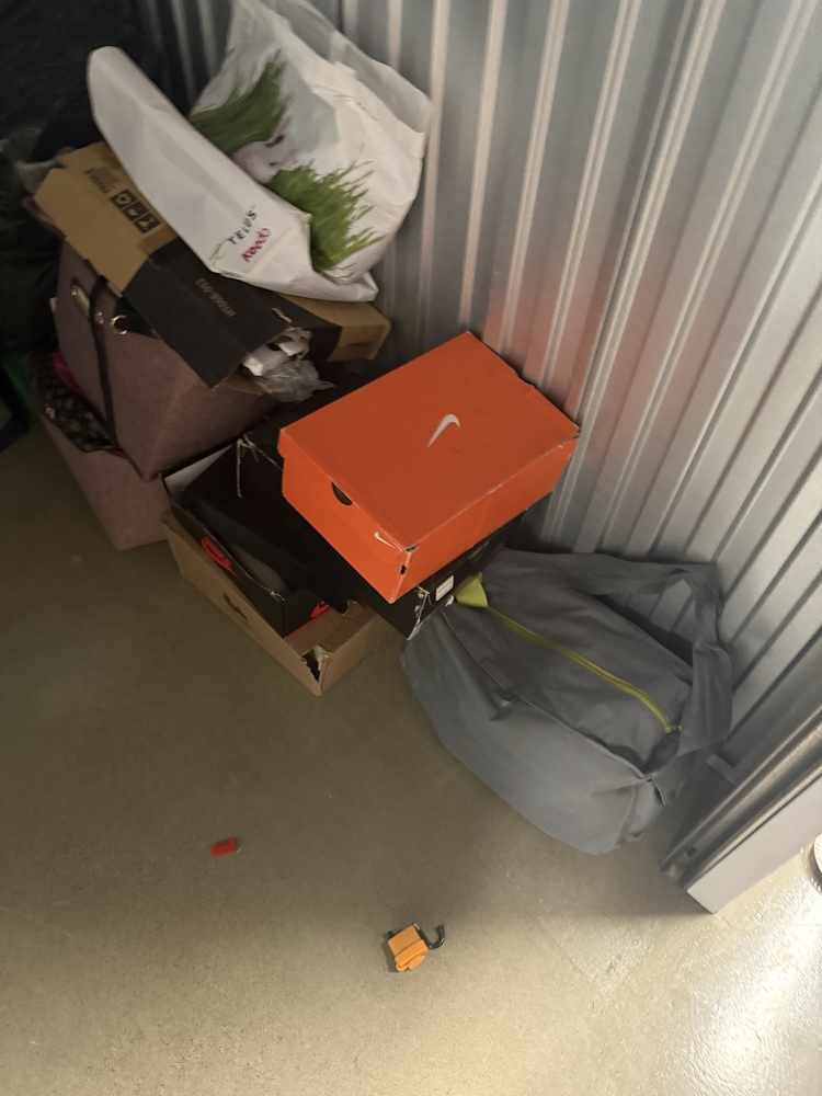 3019 - StorageMart 345 Danforth Road  auction IB-6455