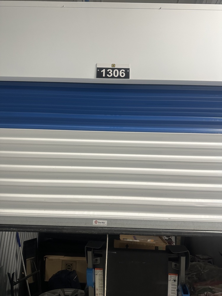 Q SELF STORAGE  auction IB-2908 10
