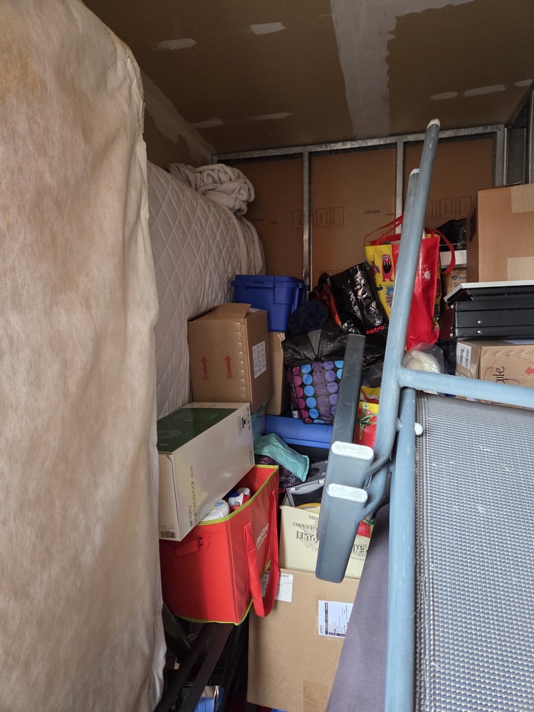 3104 - StorageMart Beauport  auction IB-5458