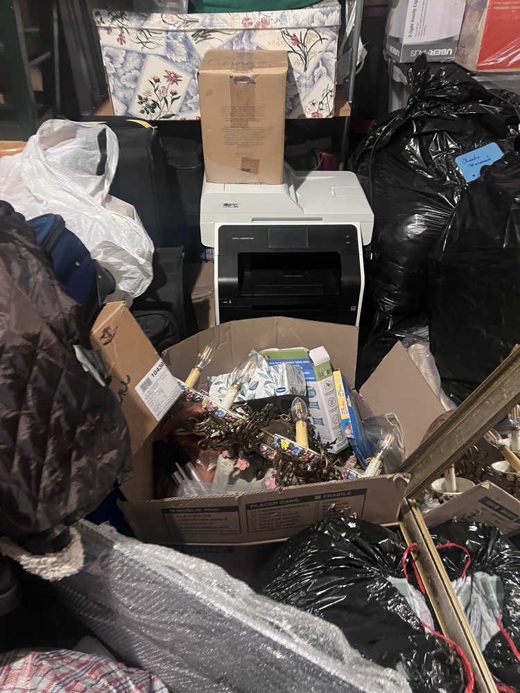 3106 - StorageMart St-Hubert  auction IB-7890 60