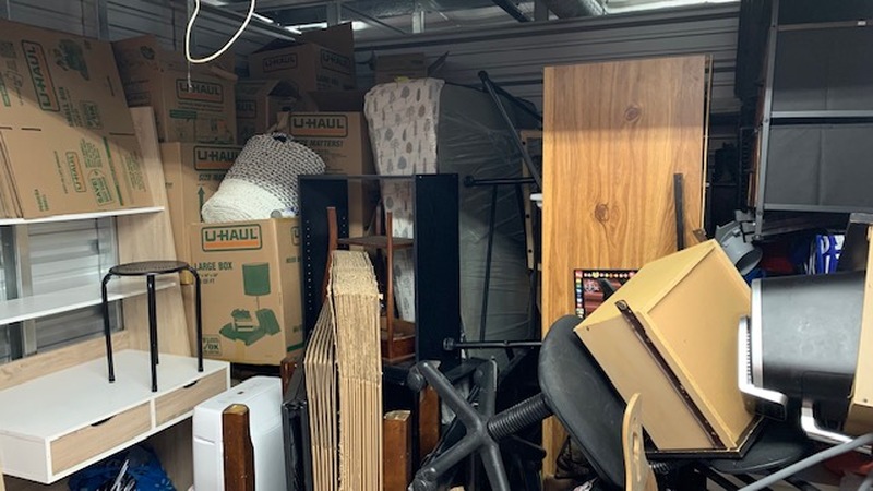 3204 - StorageMart Circle Dr and 11th St W   auction IB-3177