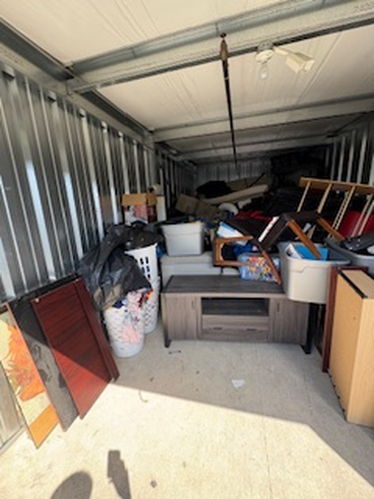 3305 - StorageMart Barlow Trail  auction IB-1680 70