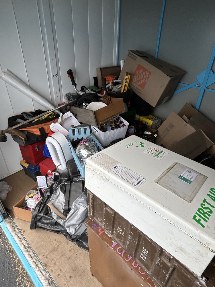 Elite Self Storage South Edmonton  auction IB-1062 60