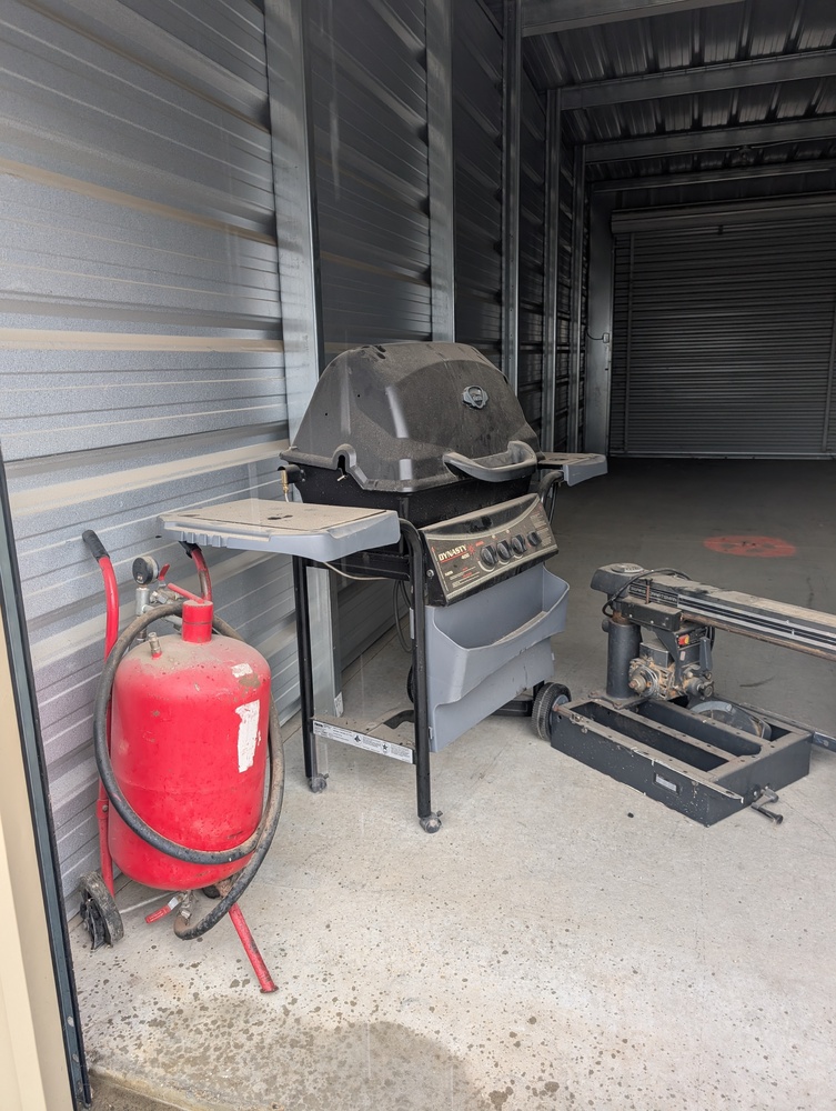 Elite Self Storage St. Albert formerly Riel Park RV & Self Storage  auction IB-5844 10
