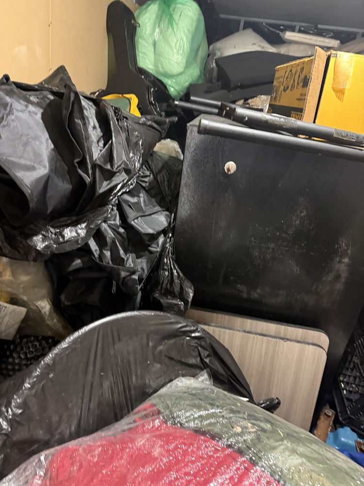 Public Storage P0007 - Arrow Rd  auction IB-9430 10