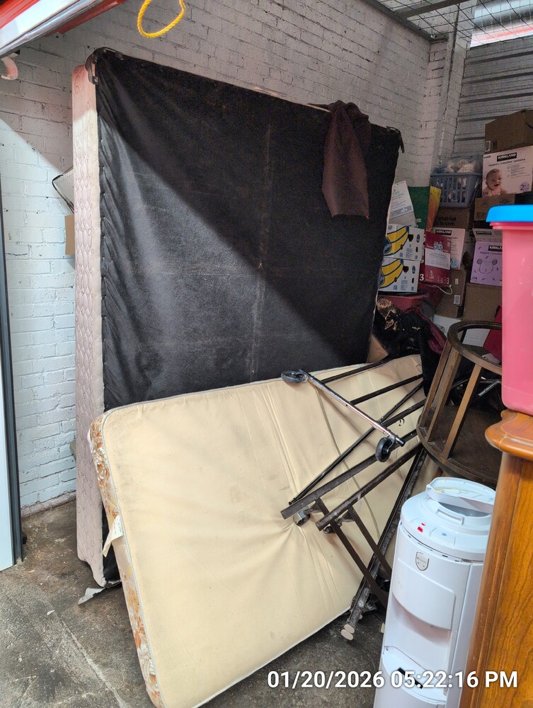 Storage of St Catharines  auction IB-4237 30