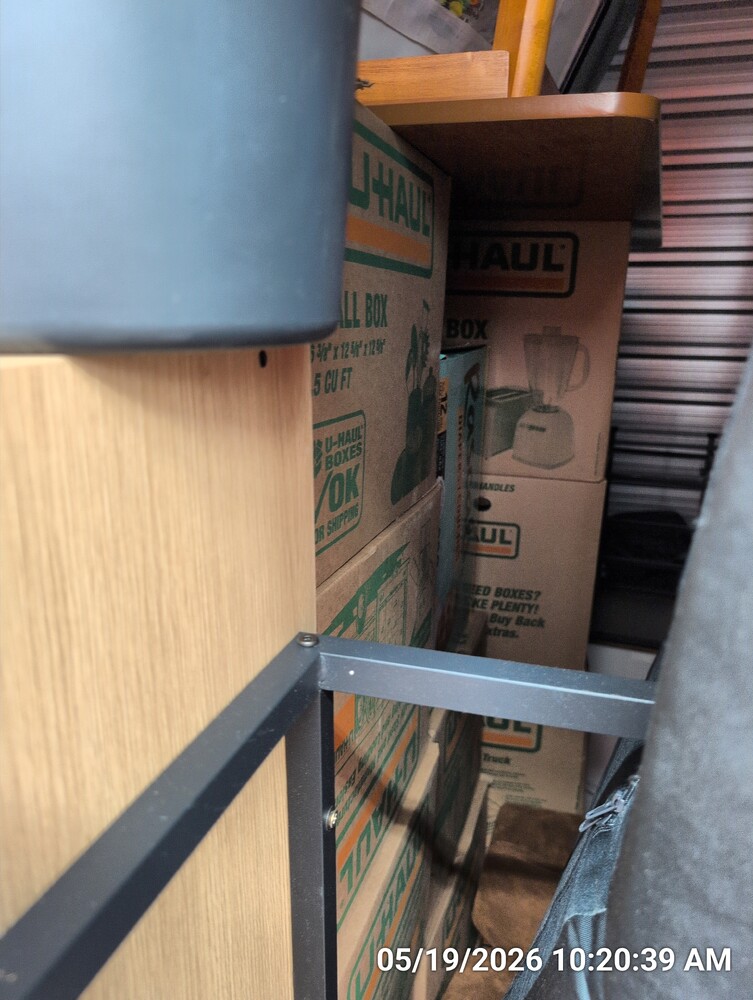 Storage of Barton St  auction IB-2046 70
