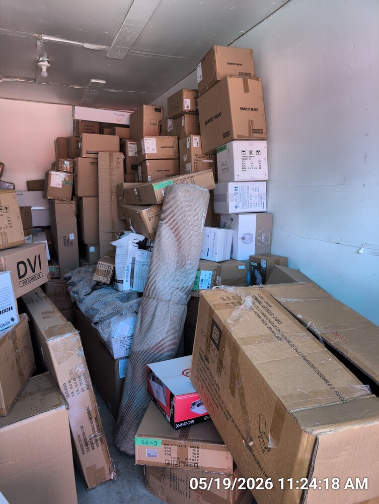 Storage of Stoney Creek  auction IB-2430 40