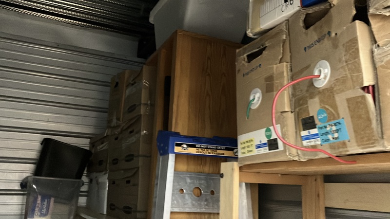 Advanced Self Storage  - North Vancouver  auction IB-8815 70