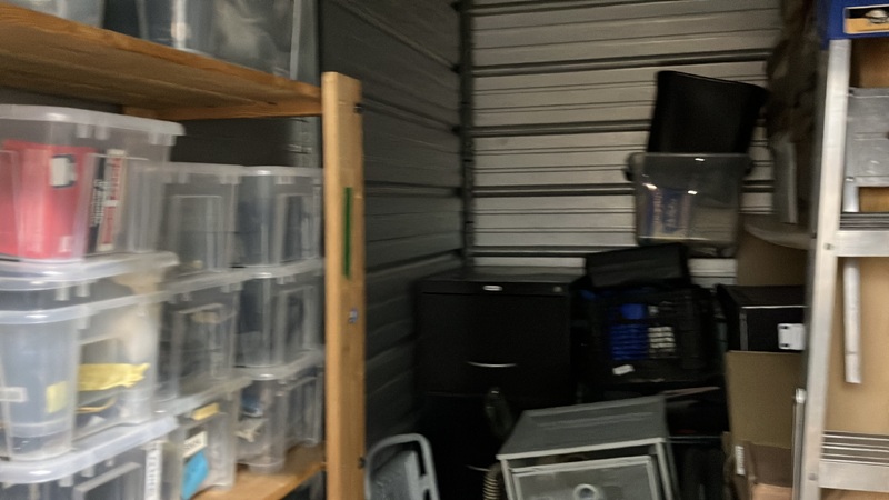 Advanced Self Storage  - North Vancouver  auction IB-8815 60