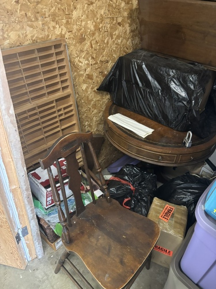 Parksville Qualicum Self Storage  auction IB-8533 50