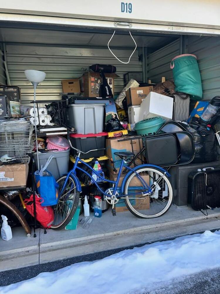 DEStorage.com - Milford   auction IB-8323