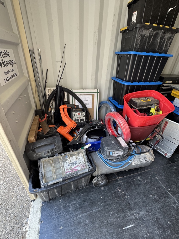 Portable Storage.ca Chatham  auction IB-7303 10