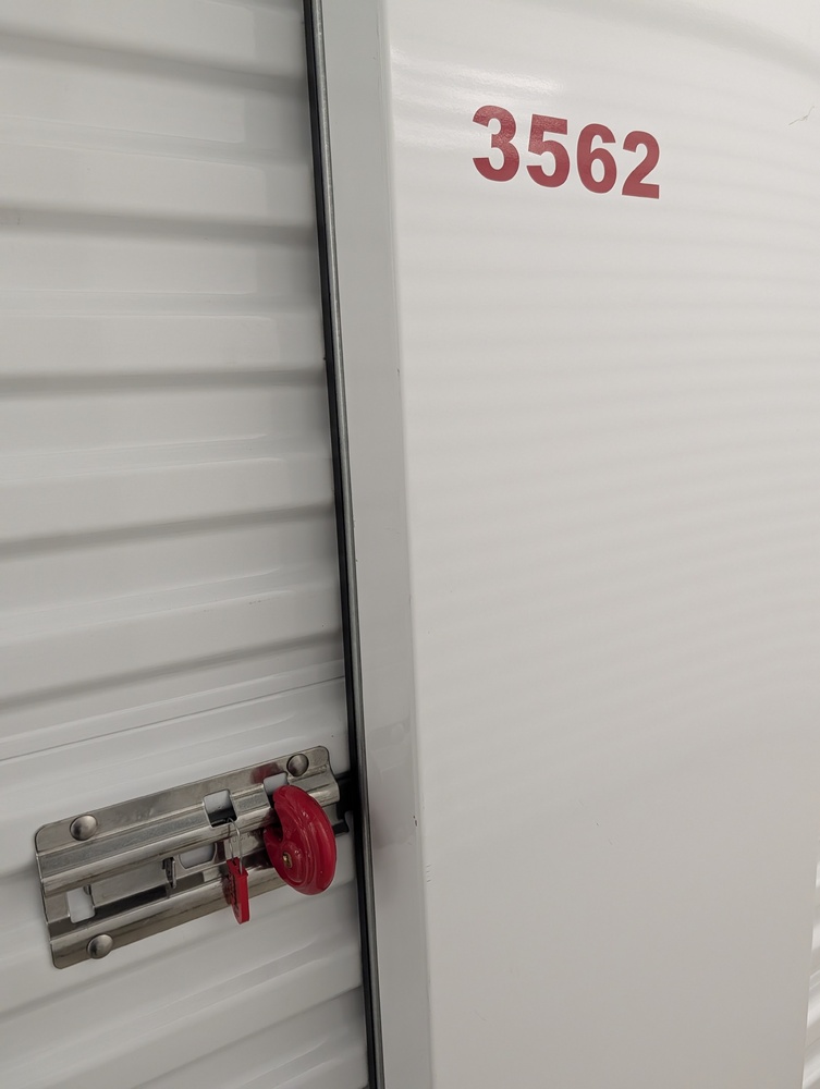1-800-Self-Storage.com on Maple Rd, Troy  auction IB-1655 60