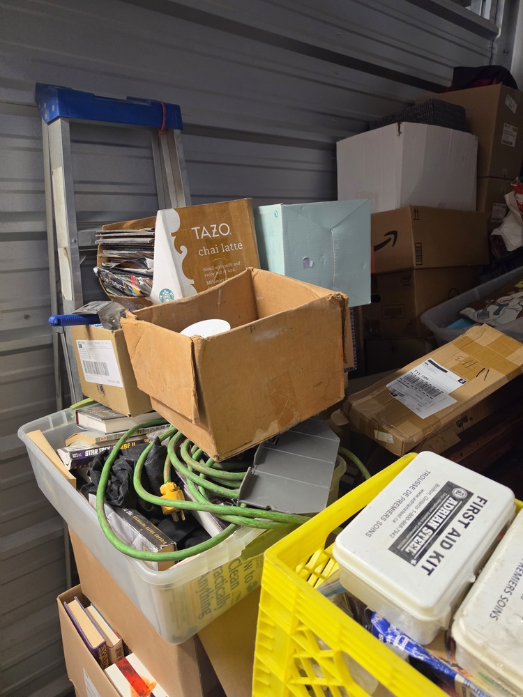 2551 - StorageMart Deerfoot Trail & Yankee Valley  auction IB-2823 20