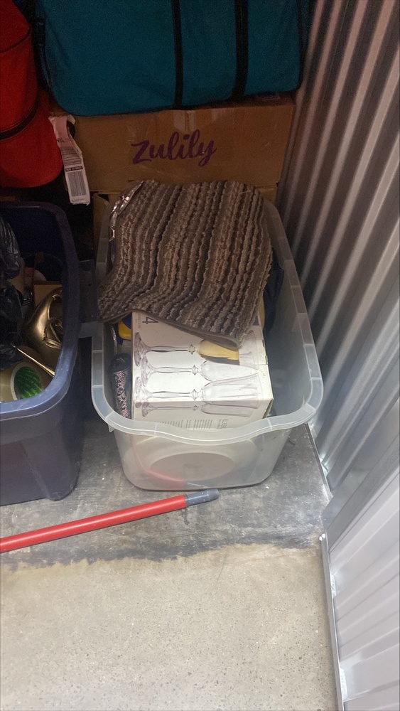 Montreal Mini-Storage - Victoria  auction IB-4781 20