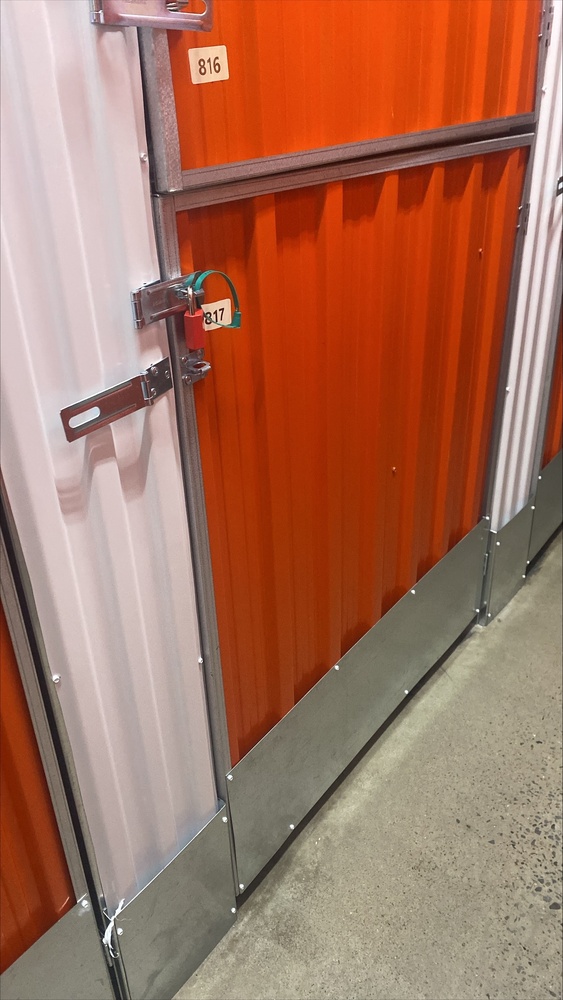 Montreal Mini-Storage - Victoria  auction IB-4781 30