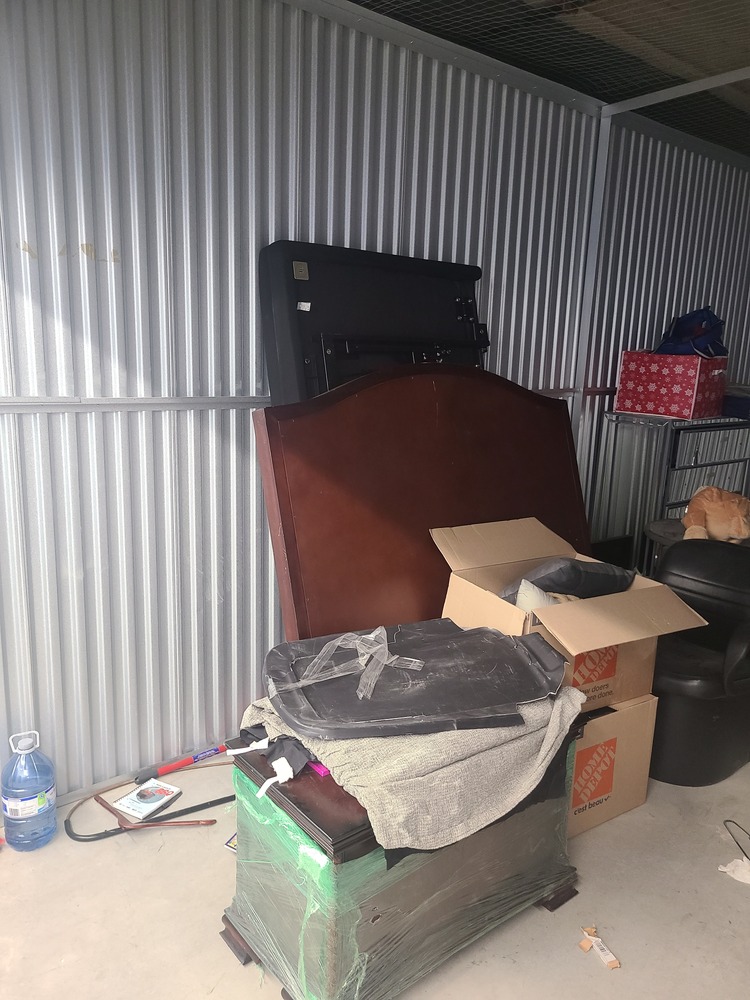3013 - StorageMart Todd Baylis Blvd Toronto  auction IB-5045 40