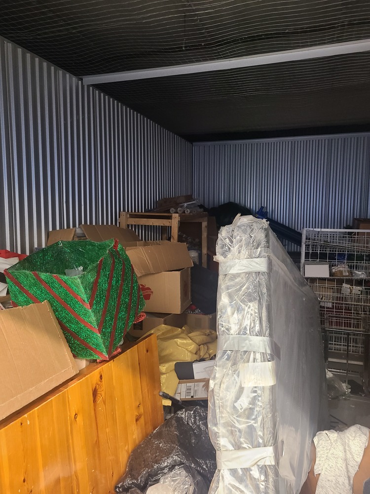 3013 - StorageMart Todd Baylis Blvd Toronto  auction IB-7449 40