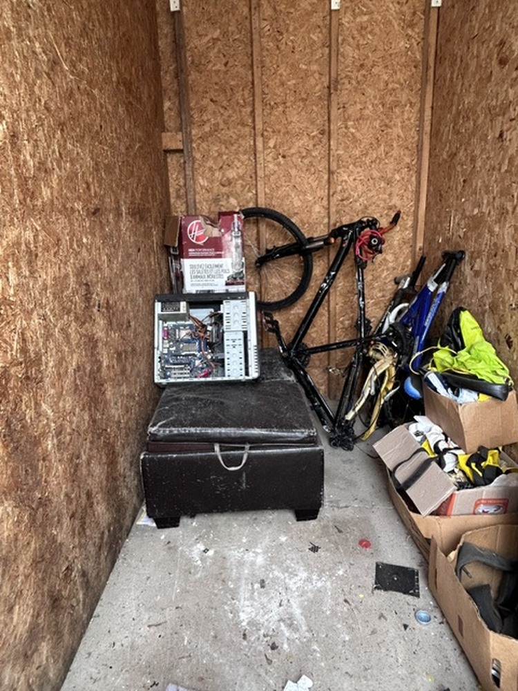3034 - StorageMart Oshawa  auction IB-2148