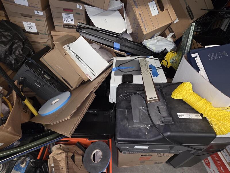 3401 - StorageMart SE Marine Dr & Knight St  auction IB-7729 30