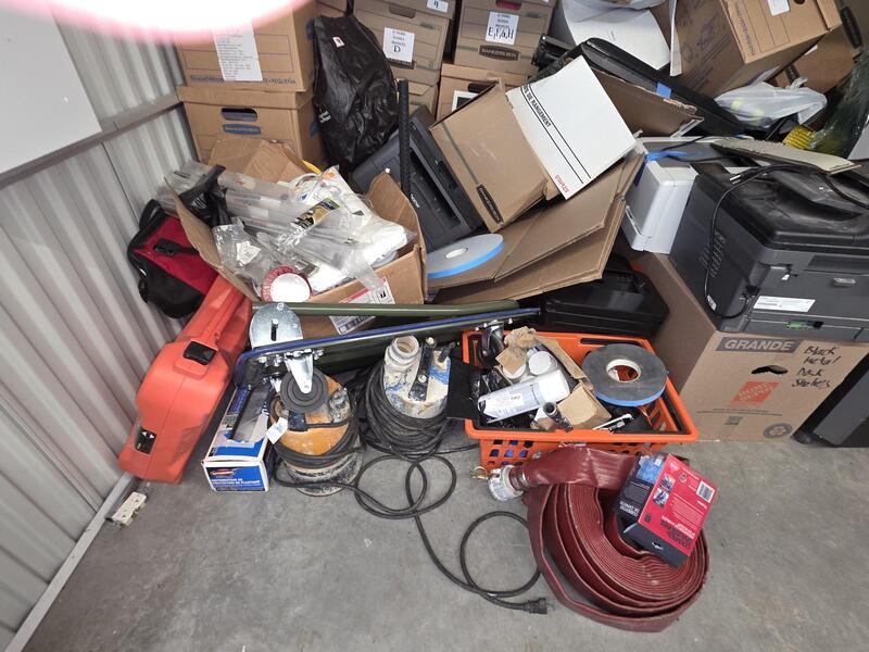 3401 - StorageMart SE Marine Dr & Knight St  auction IB-7729 60