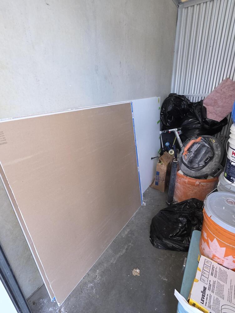 3401 - StorageMart SE Marine Dr & Knight St  auction IB-9939 20