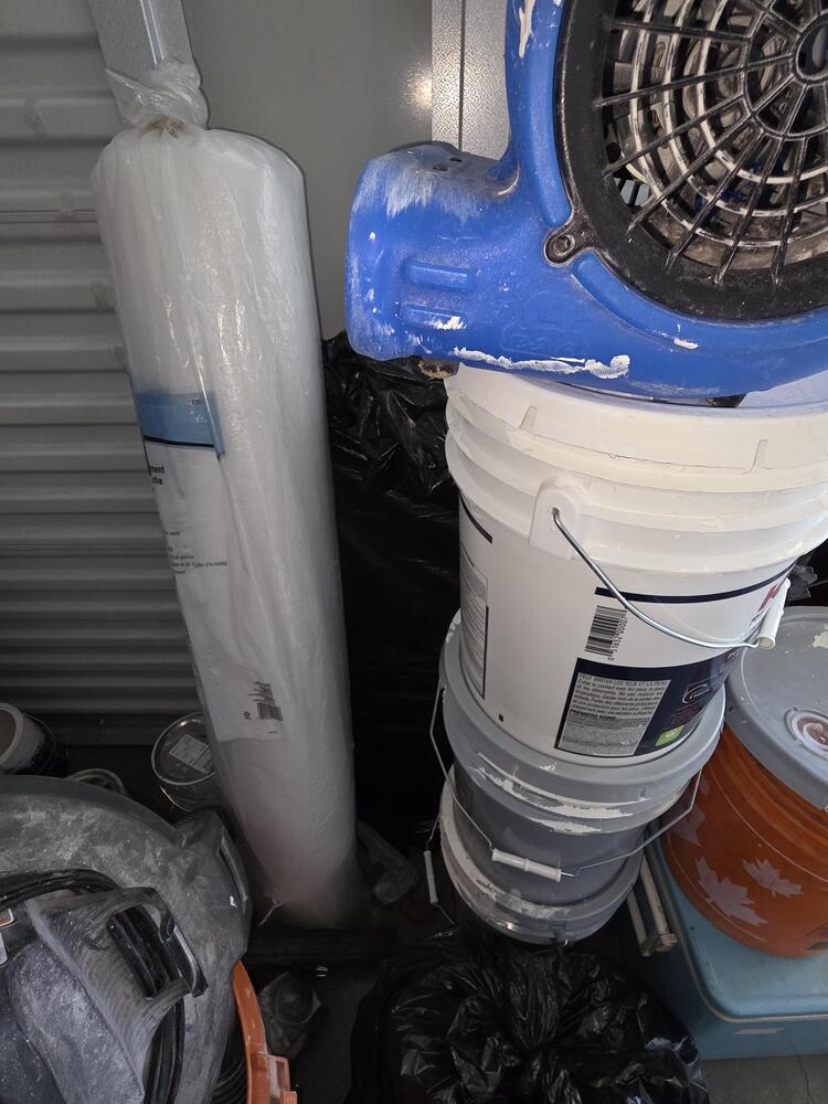 3401 - StorageMart SE Marine Dr & Knight St  auction IB-9939 40