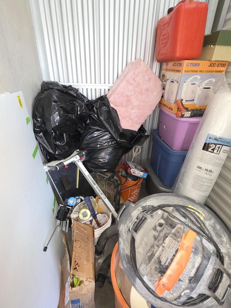 3401 - StorageMart SE Marine Dr & Knight St  auction IB-9939 60