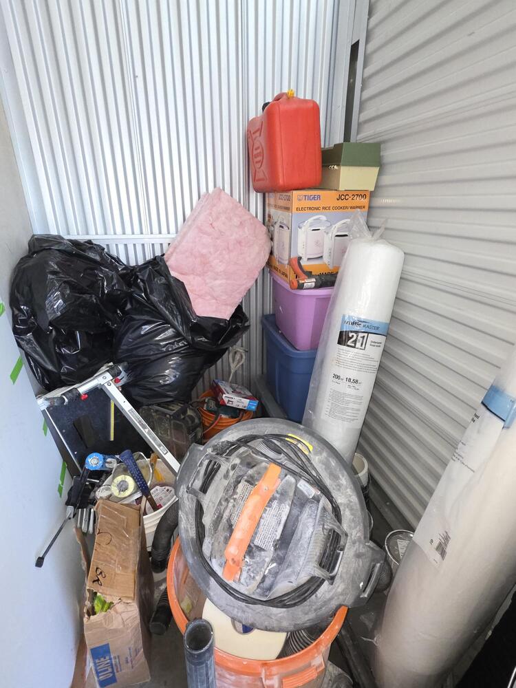 3401 - StorageMart SE Marine Dr & Knight St  auction IB-9939 80
