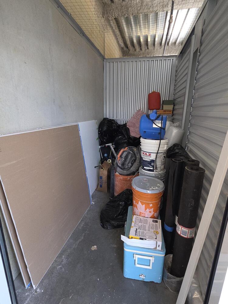 3401 - StorageMart SE Marine Dr & Knight St  auction IB-9939 90