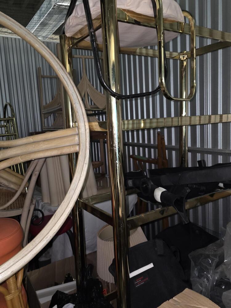 3401 - StorageMart SE Marine Dr & Knight St  auction IB-1804 20