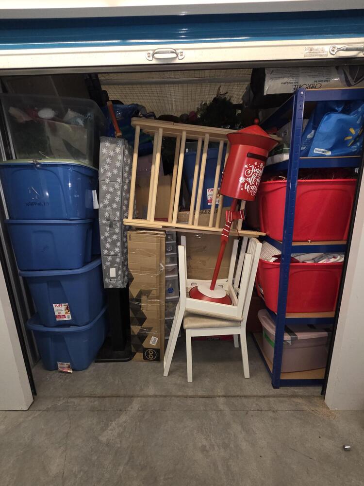 3401 - StorageMart SE Marine Dr & Knight St  auction IB-9638